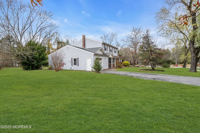 2 Zimm Lane, Jackson, NJ 08527