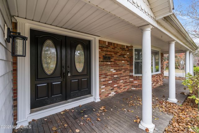 2 Zimm Lane, Jackson, NJ 08527