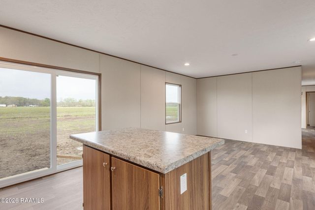 1063 Jeffrey Broussard Road, Breaux Bridge, LA 70517