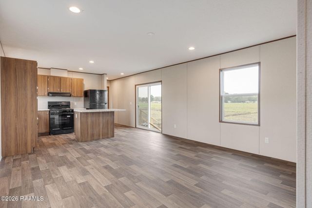 1063 Jeffrey Broussard Road, Breaux Bridge, LA 70517