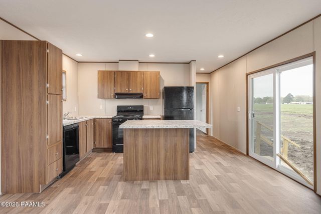 1063 Jeffrey Broussard Road, Breaux Bridge, LA 70517