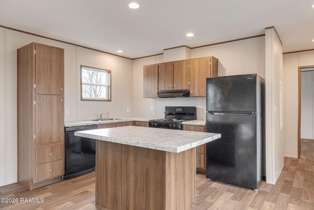 1063 Jeffrey Broussard Road, Breaux Bridge, LA 70517