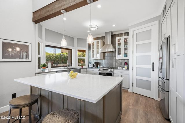 3040 W Camino Claveles, Tucson, AZ 85745