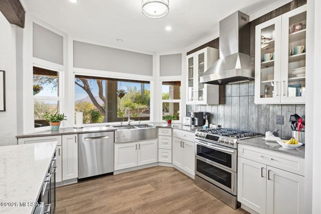 3040 W Camino Claveles, Tucson, AZ 85745