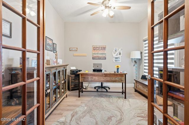 3040 W Camino Claveles, Tucson, AZ 85745