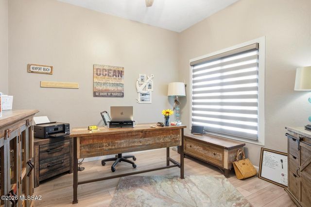 3040 W Camino Claveles, Tucson, AZ 85745