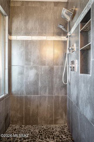 3040 W Camino Claveles, Tucson, AZ 85745