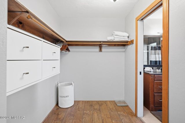 3040 W Camino Claveles, Tucson, AZ 85745