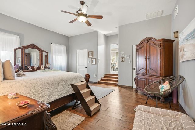 3040 W Camino Claveles, Tucson, AZ 85745