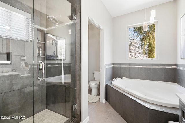 3040 W Camino Claveles, Tucson, AZ 85745