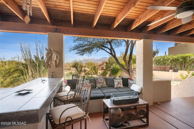 3040 W Camino Claveles, Tucson, AZ 85745