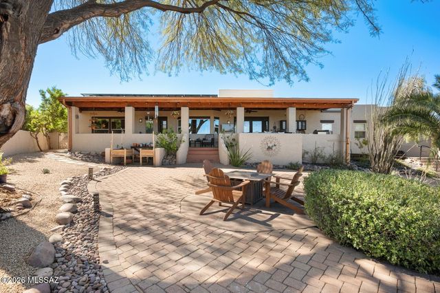 3040 W Camino Claveles, Tucson, AZ 85745