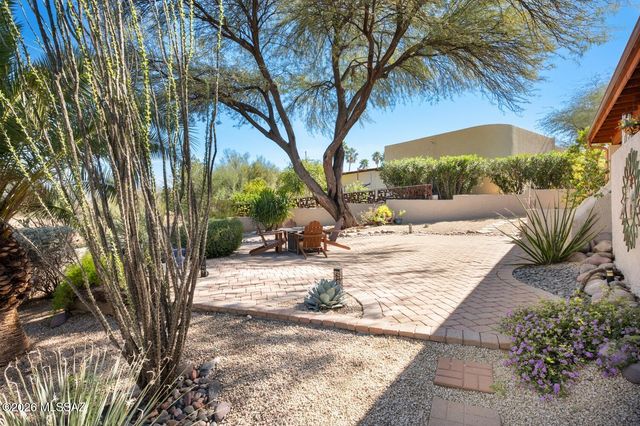 3040 W Camino Claveles, Tucson, AZ 85745