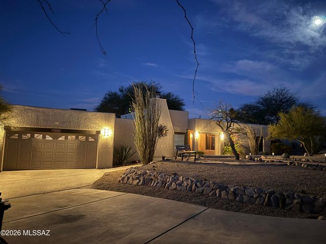 3040 W Camino Claveles, Tucson, AZ 85745