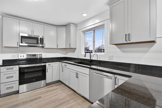 2081 S Francisco Road, Grass Lake, MI 49240