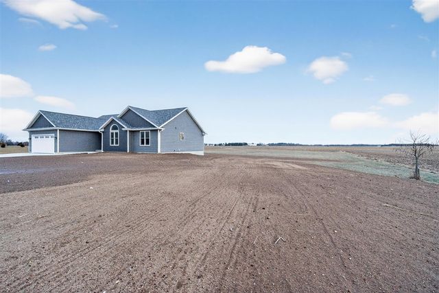 2081 S Francisco Road, Grass Lake, MI 49240