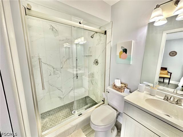 4903 Vincennes ST 210, Cape Coral, FL 33904