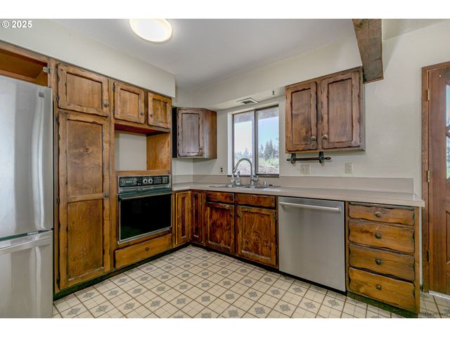 23205 S VIOLA WELCH Rd, Beavercreek, OR 97004