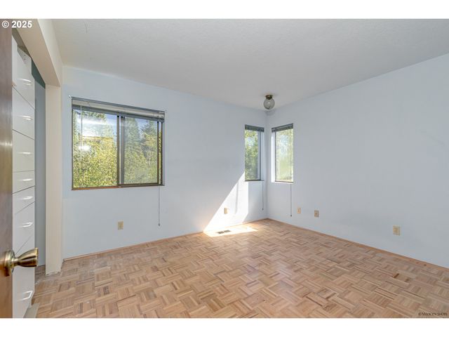23205 S VIOLA WELCH Rd, Beavercreek, OR 97004