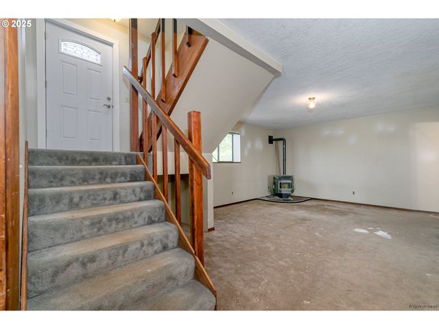 23205 S VIOLA WELCH Rd, Beavercreek, OR 97004