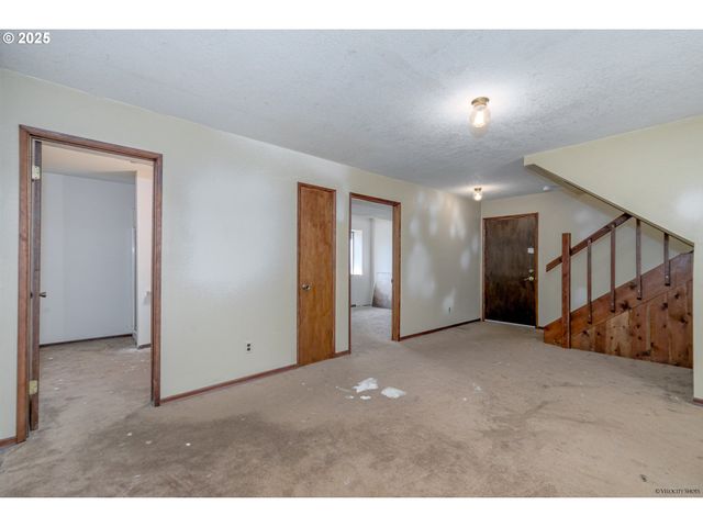 23205 S VIOLA WELCH Rd, Beavercreek, OR 97004