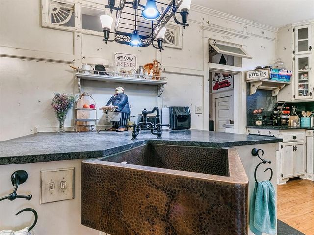 506 S Evans Avenue, El Reno, OK 73036