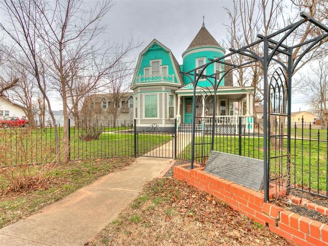 506 S Evans Avenue, El Reno, OK 73036