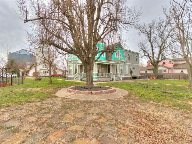 506 S Evans Avenue, El Reno, OK 73036