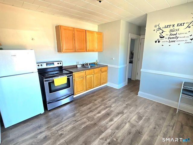 233 White Street 3rd Floor, Hartford, CT 06114