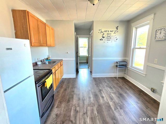 233 White Street 3rd Floor, Hartford, CT 06114