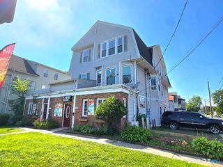 233 White Street 3rd Floor, Hartford, CT 06114