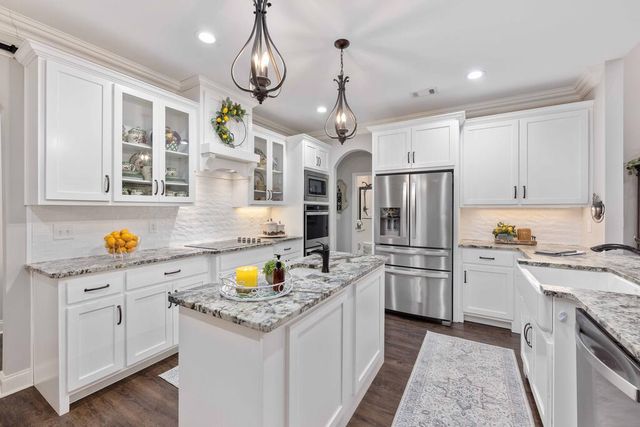 131 Hidden Lake Trail, Pine Mountain, GA 31822