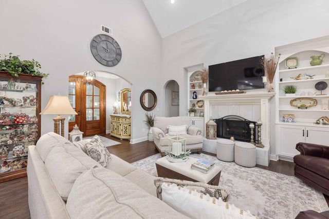 131 Hidden Lake Trail, Pine Mountain, GA 31822