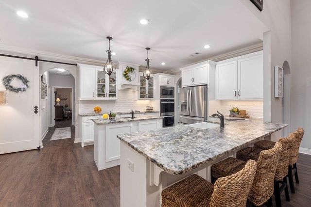 131 Hidden Lake Trail, Pine Mountain, GA 31822