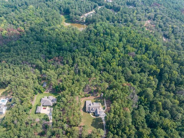 131 Hidden Lake Trail, Pine Mountain, GA 31822