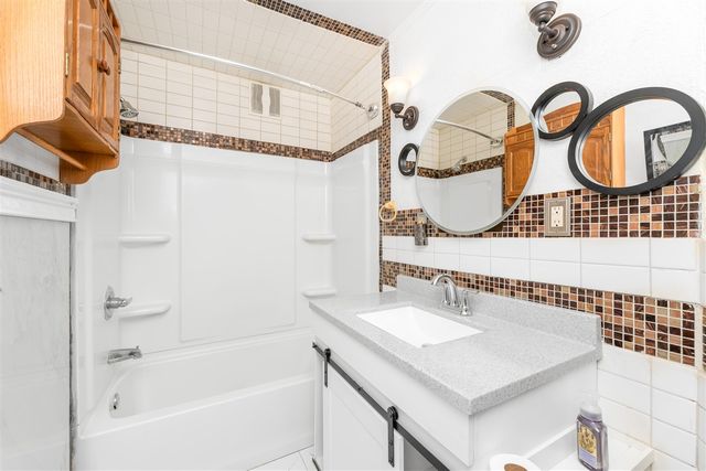 5835 Mount Vernon Avenue, Portage, MI 49024