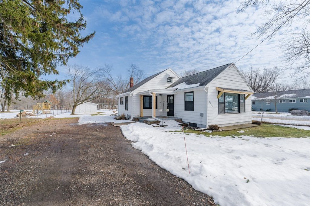 5835 Mount Vernon Avenue, Portage, MI 49024