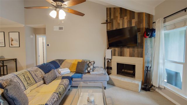 5711 Sugar Hill Drive 52, Houston, TX 77057