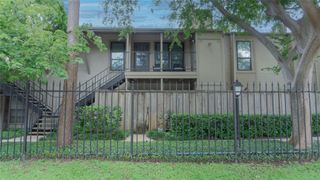 5711 Sugar Hill Drive 52, Houston, TX 77057