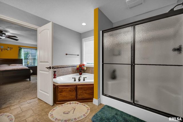 2602 W Carrington Court, Dunlap, IL 61525