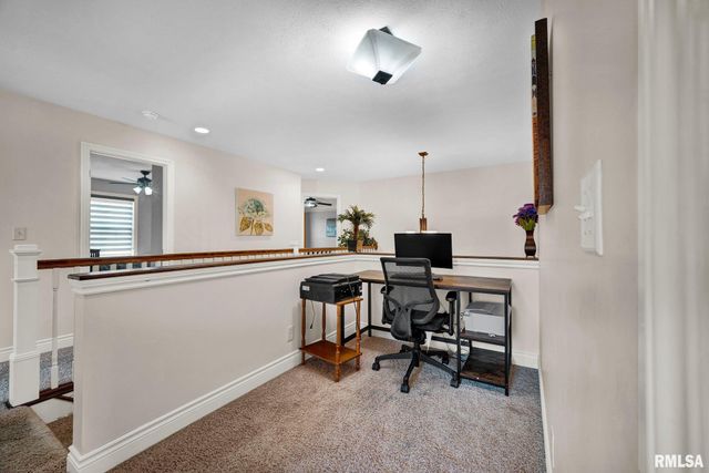 2602 W Carrington Court, Dunlap, IL 61525