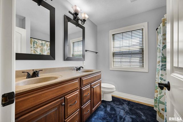 2602 W Carrington Court, Dunlap, IL 61525