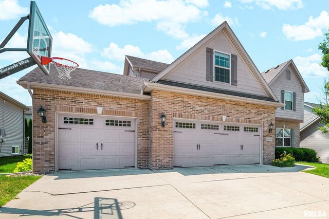 2602 W Carrington Court, Dunlap, IL 61525