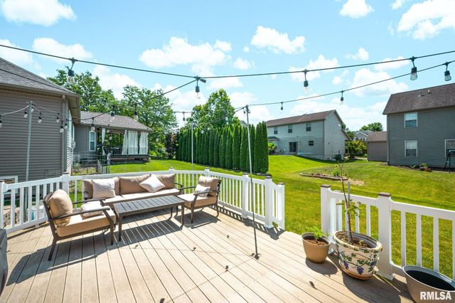 2602 W Carrington Court, Dunlap, IL 61525