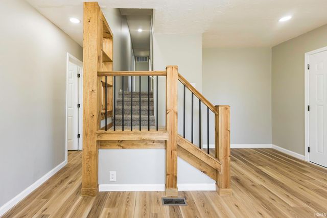 2420 S Plum Street, Yorktown, IN 47396