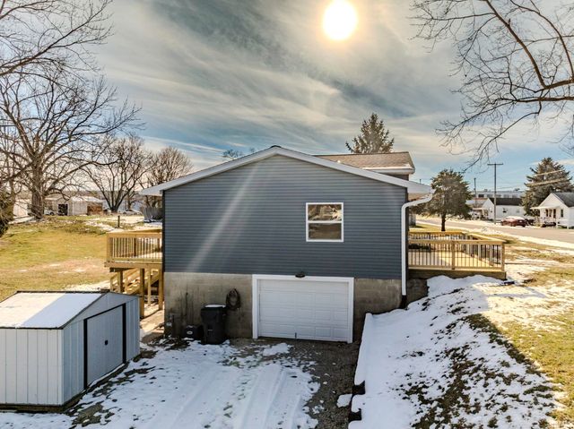 2420 S Plum Street, Yorktown, IN 47396