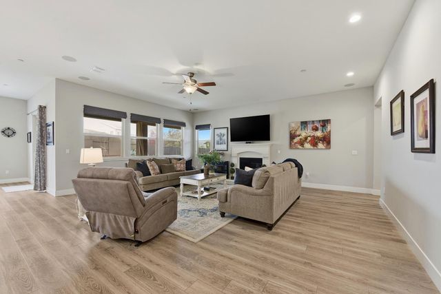 8609 Vintner Dr, Plymouth, CA 95669