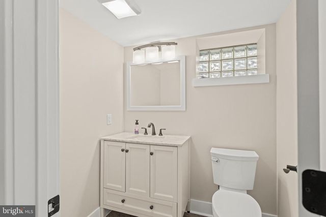 4 W MYRTLE AVE, Feasterville Trevose, PA 19053