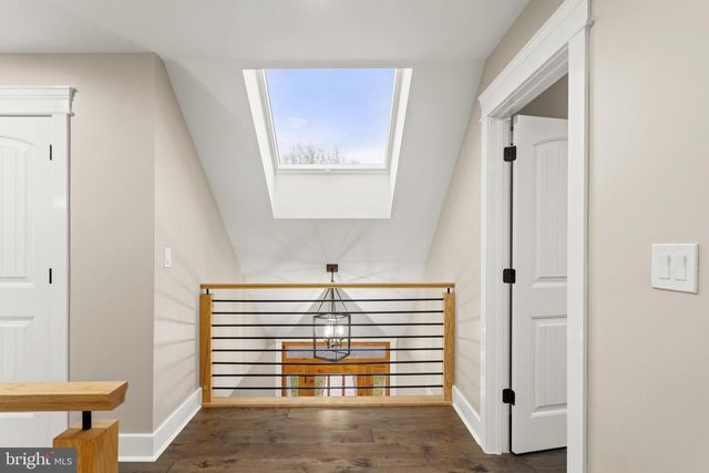 4 W MYRTLE AVE, Feasterville Trevose, PA 19053