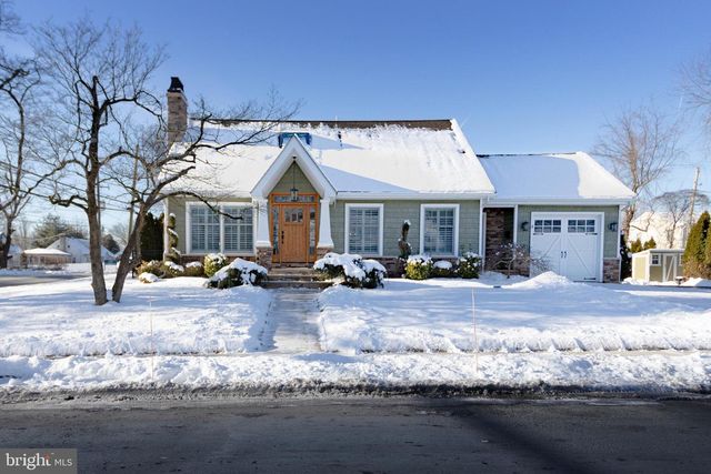 4 W MYRTLE AVE, Feasterville Trevose, PA 19053